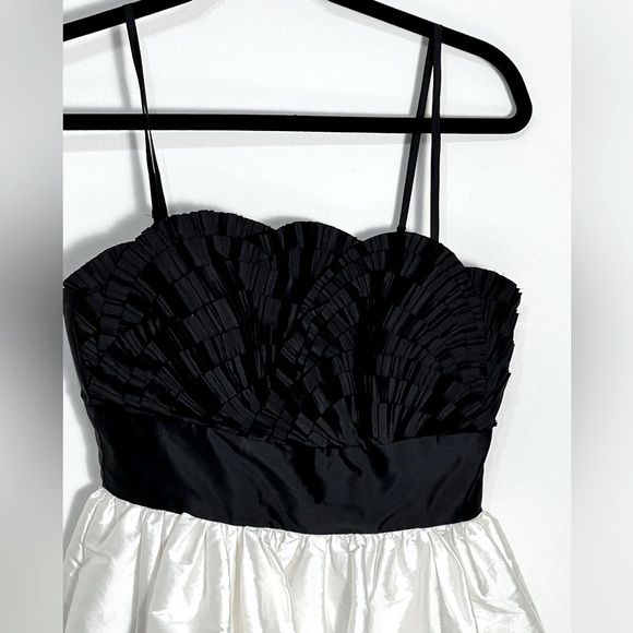 Maggy London Formal Black White Dress Size 4 - Picture 2 of 11